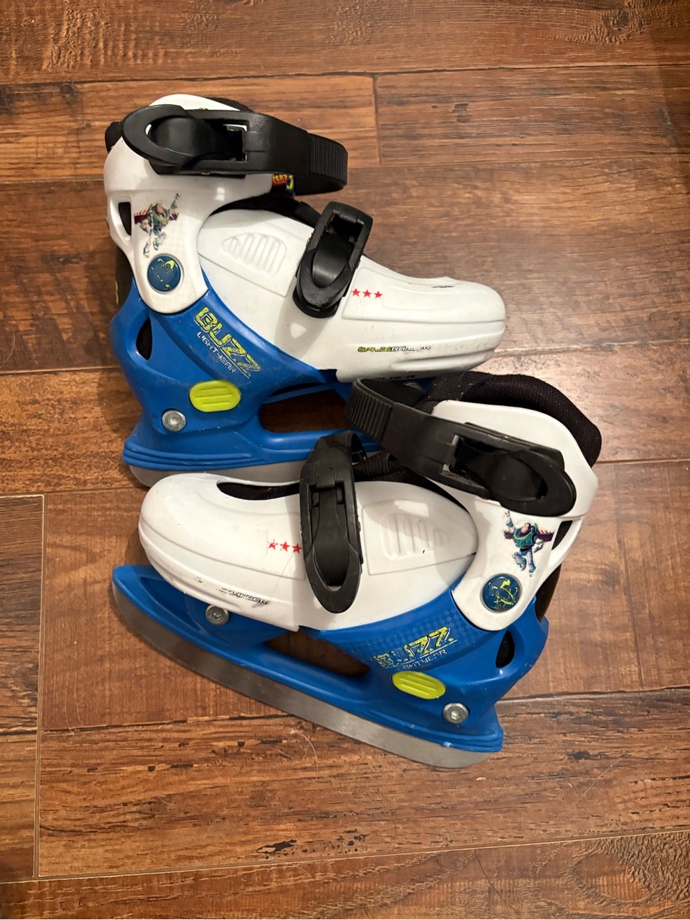 Kids Adjustable Ice Skates - J9-J12